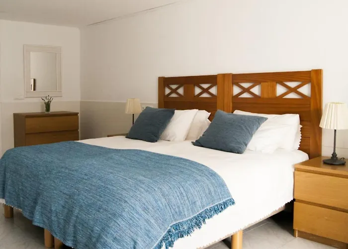 Crisantemos Family House With Garden And Pool Сasa de vacaciones Nerja