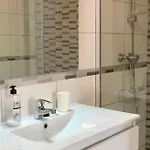 Crisantemos Family House With Garden And Pool נרחה