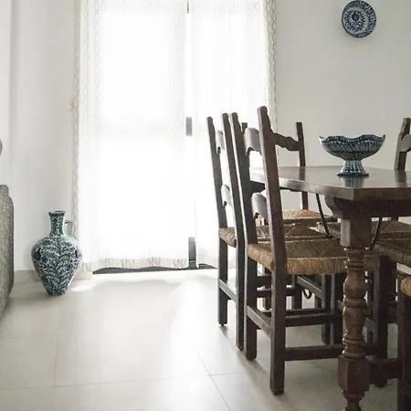 Crisantemos Family House With Garden And Pool